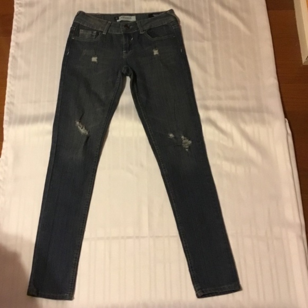 Vigold Skinny Stretch Faded Ripped Jeans - Picture 3 of 9